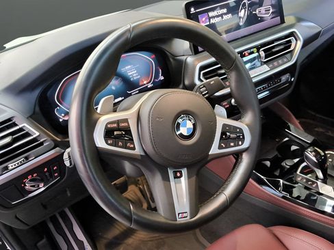 Used 2023 BMW X4 xDrive30i w/ M Sport Package AWD/4WD image 10