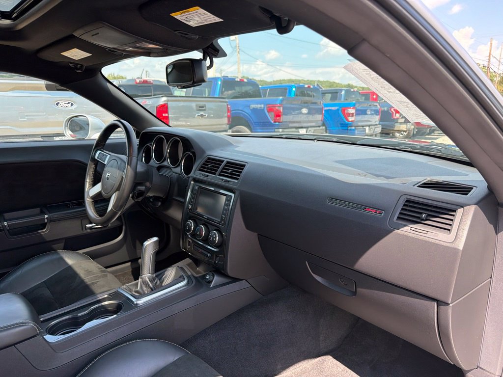 Used 2009 Dodge Challenger SRT8 w/ SRT Option Group II RWD image 62