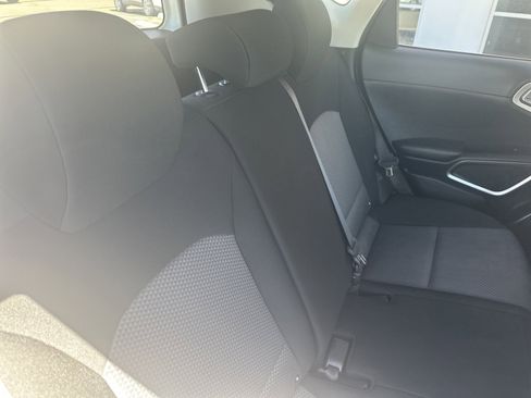Used 2022 Kia Soul LX w/ Technology Package image 28