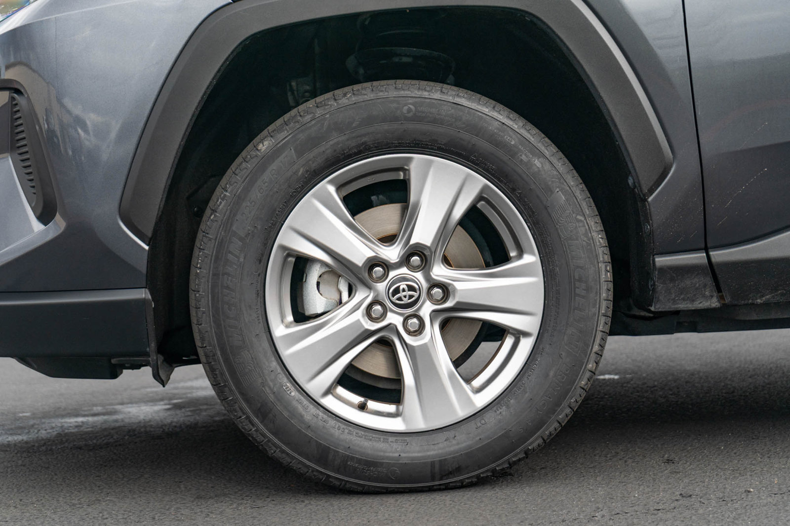 Certified 2024 Toyota RAV4 XLE FWD image 5