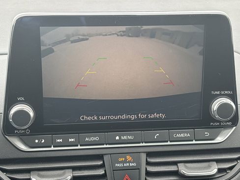 Used 2022 Nissan Altima 2.5 SV image 16