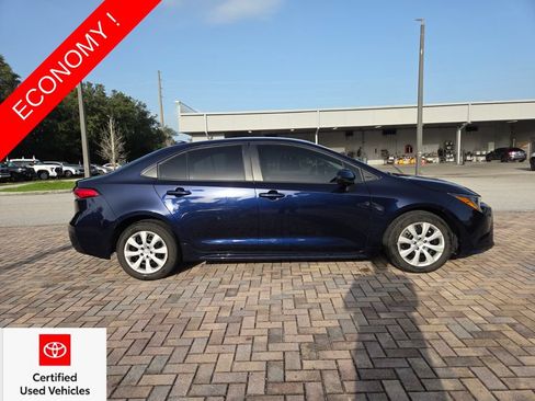 Used 2024 Toyota Corolla LE FWD image 12