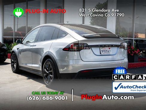 Used 2024 Tesla Model X image 3
