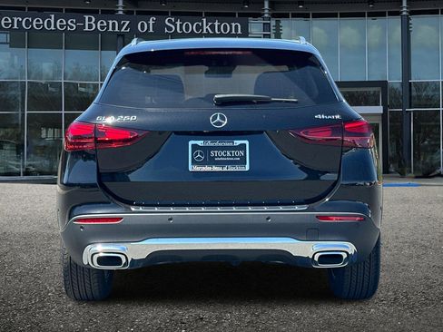 New 2025 Mercedes-Benz GLA 250 4MATIC image 5