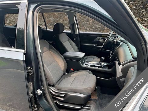 Used 2018 Chevrolet Traverse LT w/ LPO, Floor Liner Package AWD/4WD image 7