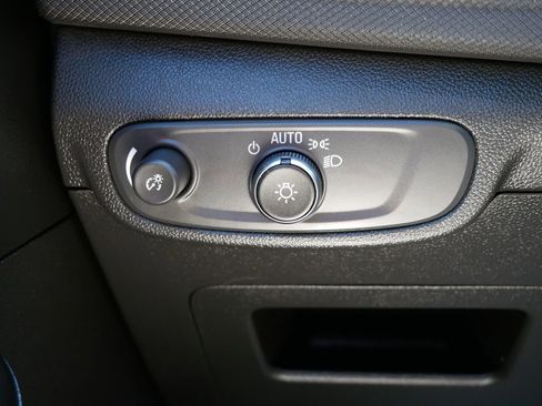 Used 2024 Chevrolet TrailBlazer ACTIV w/ Convenience Package AWD/4WD image 29