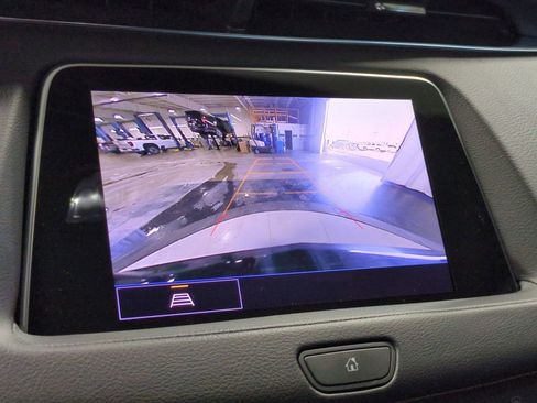 Used 2023 Cadillac XT4 Luxury w/ Cold Weather Package image 35