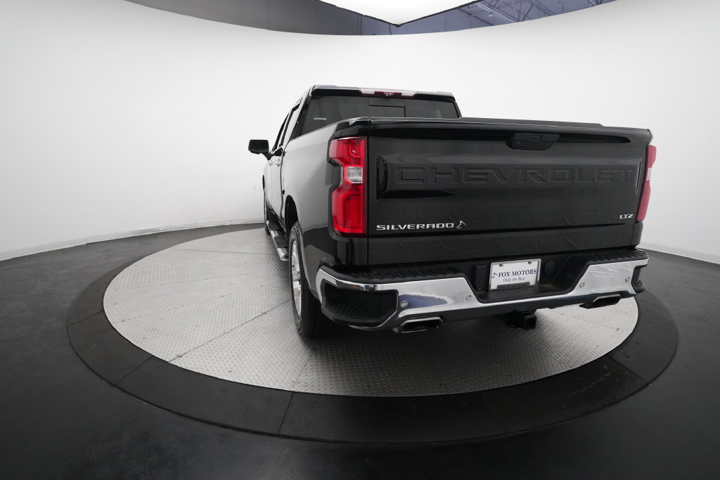 Used 2021 Chevrolet Silverado 1500 LTZ w/ LTZ Premium Package AWD/4WD image 32