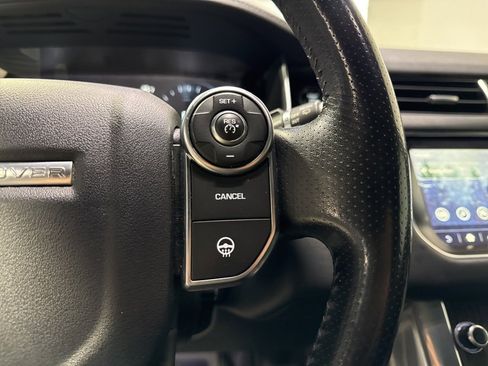 Used 2017 Land Rover Range Rover Sport HSE image 13