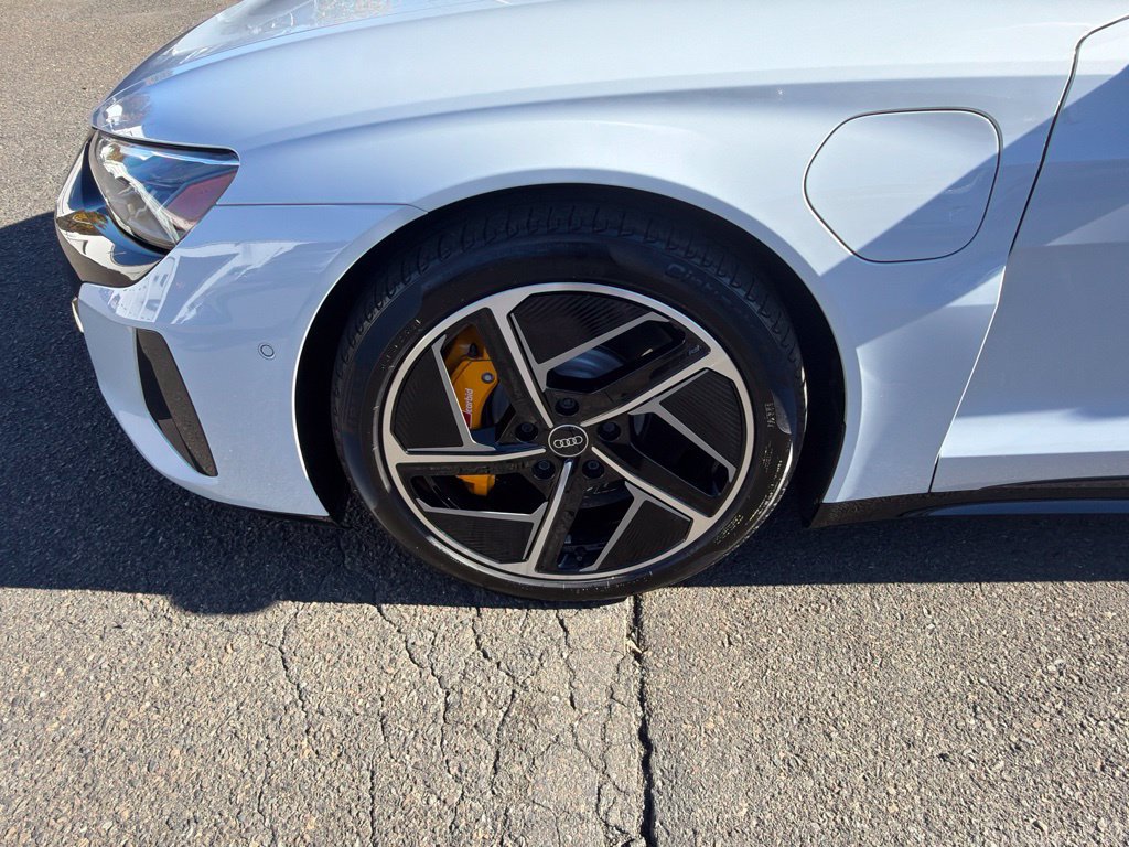 Used 2024 Audi RS e-tron GT w/ Carbon Performance Package AWD/4WD image 29