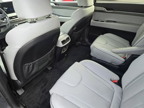 Used 2024 Hyundai Palisade SEL image 13