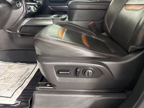 Used 2020 GMC Sierra 2500 AT4 w/ AT4 Premium Package image 25