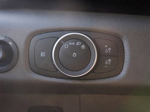 Used 2023 Ford Transit 350 XLT image 20