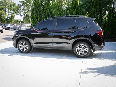 Used 2023 Honda Passport TrailSport image 7
