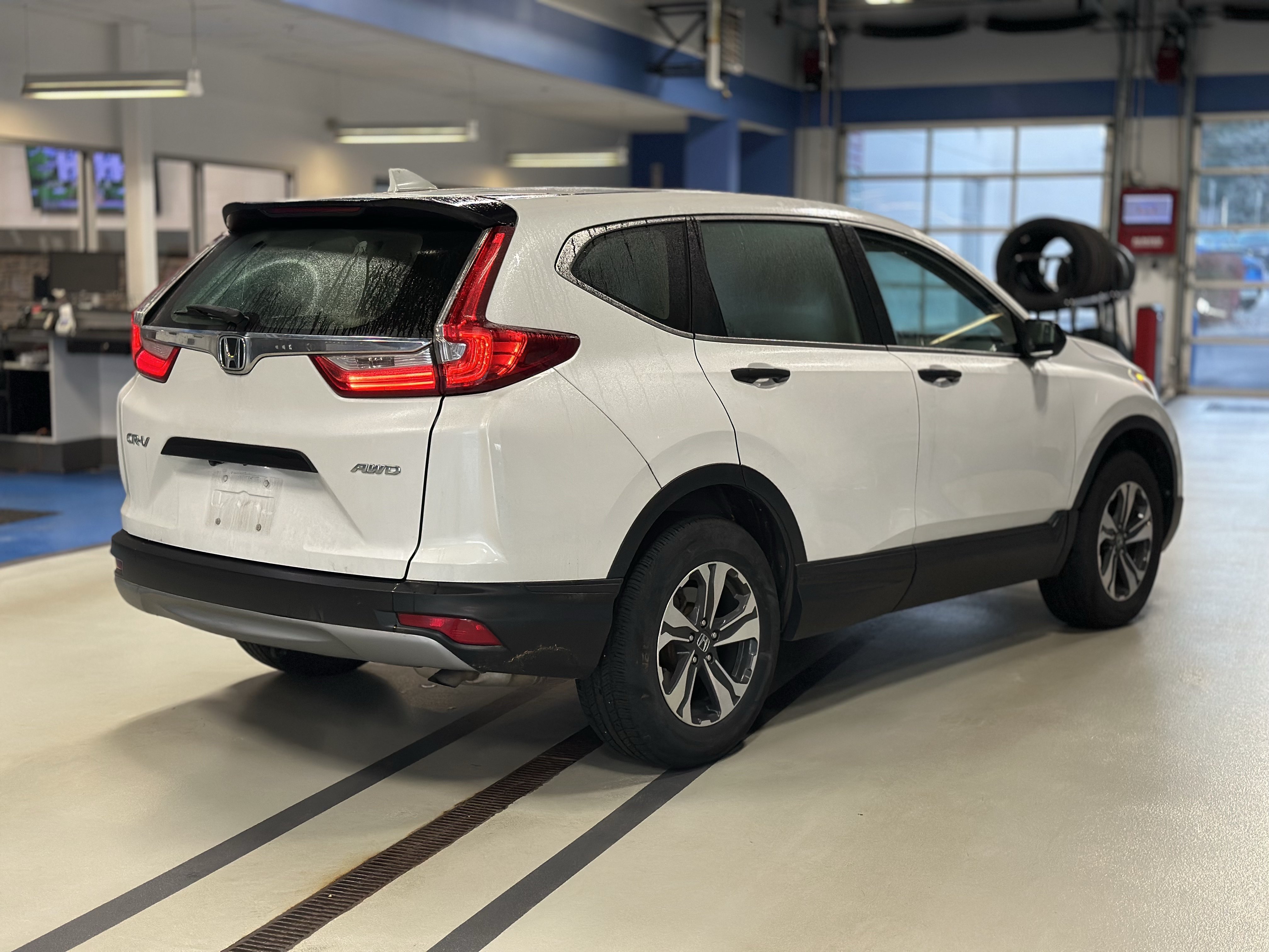 Used 2019 Honda CR-V LX image 5