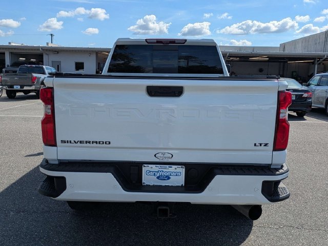 Used 2024 Chevrolet Silverado 2500 LTZ w/ LTZ Plus Package AWD/4WD image 4