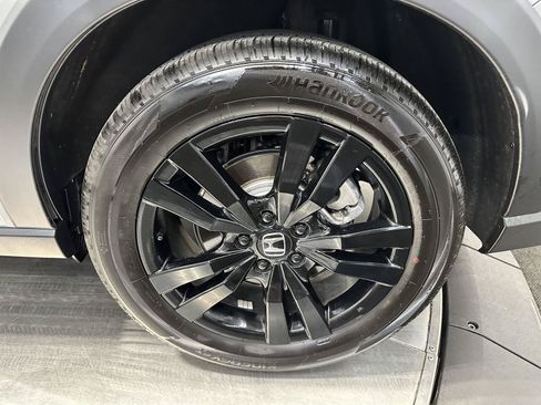 Certified 2026 Honda HR-V Sport image 10