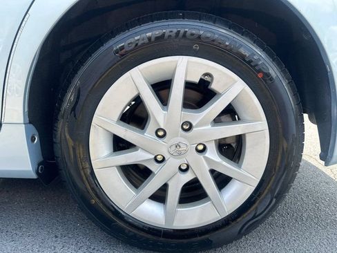 Used 2014 Toyota Prius V Two FWD image 8