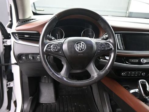 Used 2018 Buick Enclave Avenir w/ Avenir Technology Package image 43
