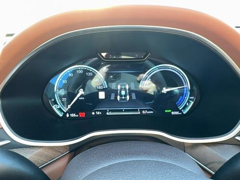 Used 2023 Genesis G80 image 27