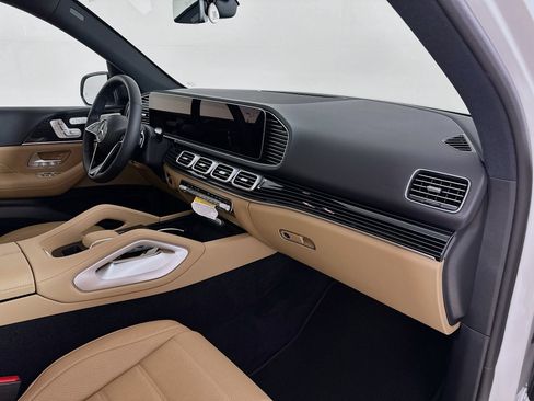 New 2026 Mercedes-Benz GLE 450 4MATIC image 32
