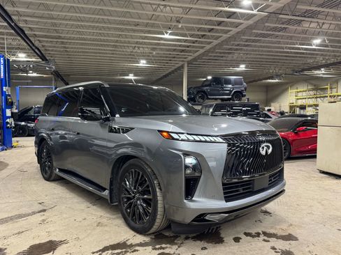 Used 2025 INFINITI QX80 Autograph w/ Premium Cargo Package image 5