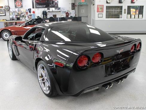 Used 2008 Chevrolet Corvette Z06 w/ Preferred Equipment Group RWD image 5
