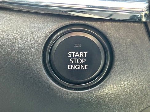 Used 2023 MAZDA CX-30 AWD 2.5 S w/ Preferred Package image 26