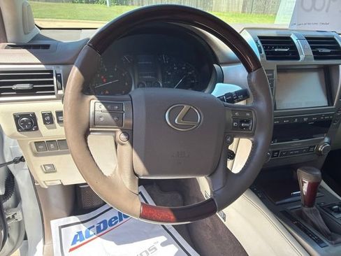 Used 2014 Lexus GX 460 Luxury AWD/4WD image 15