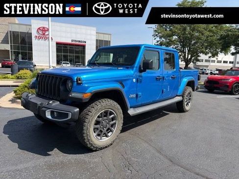 Used 2022 Jeep Gladiator Overland w/ LED Lighting Group AWD/4WD image 1