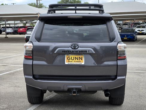 Used 2023 Toyota 4Runner SR5 Premium w/ Moonroof Package RWD image 5