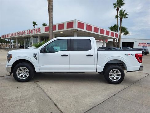 Used 2023 Ford F150 XLT image 5