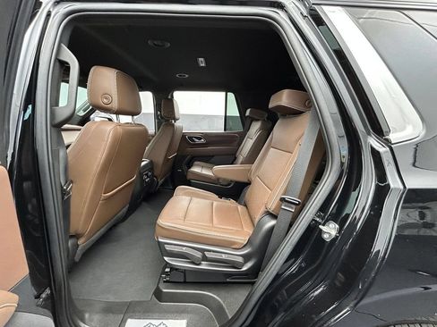 Used 2023 Chevrolet Tahoe High Country AWD/4WD image 43