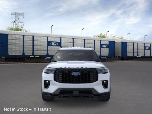 New 2026 Ford Explorer ST-Line w/ ST-Line Street Pack AWD/4WD image 6