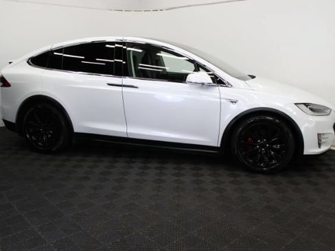 Used 2016 Tesla Model X 90D AWD/4WD image 6