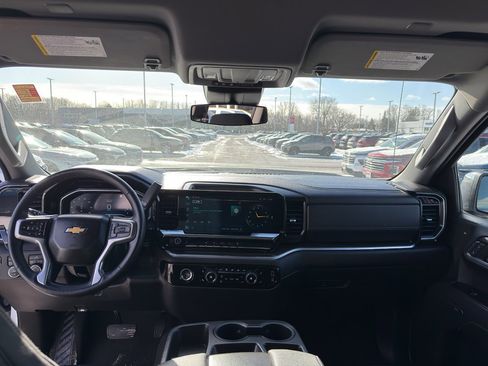 Used 2022 Chevrolet Silverado 1500 LT image 30