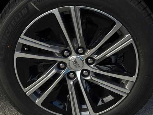 New 2026 Cadillac Lyriq Luxury image 13