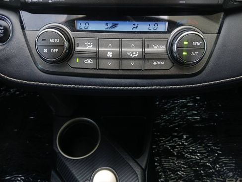 Used 2015 Toyota RAV4 Limited FWD image 4