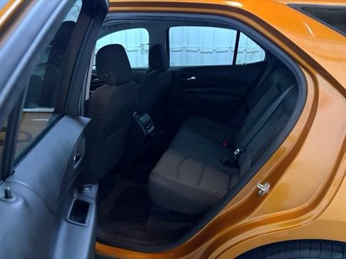 Used 2018 Chevrolet Equinox LT w/ Sun & Infotainment Package FWD image 17