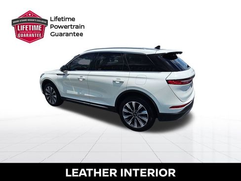 Used 2022 Lincoln Corsair Reserve w/ Elements Package FWD image 4