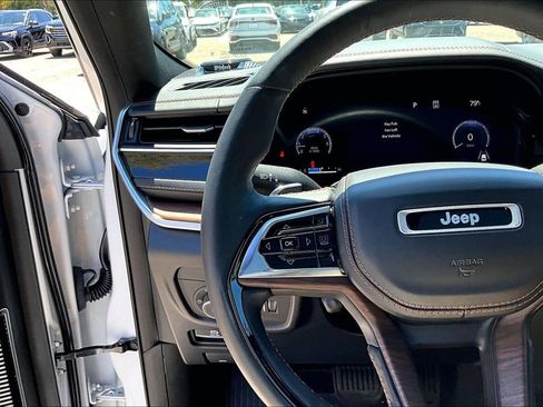 Used 2023 Jeep Grand Cherokee Summit w/ Adv Protech Group IV image 24