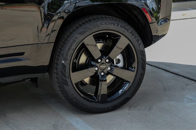 New 2026 Land Rover Defender 110 X-Dynamic SE AWD/4WD image 70