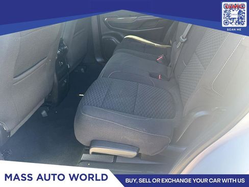 Used 2018 GMC Acadia SLE image 5