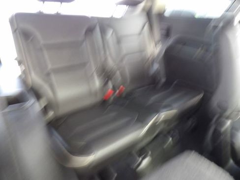 Used 2019 GMC Acadia Denali image 32