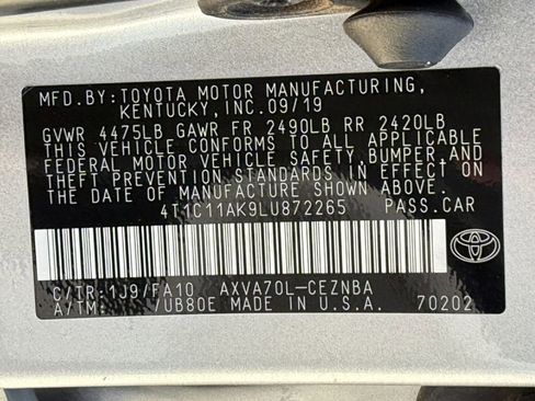 Used 2020 Toyota Camry LE image 29