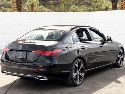Used 2025 Mercedes-Benz C 300 Sedan image 10