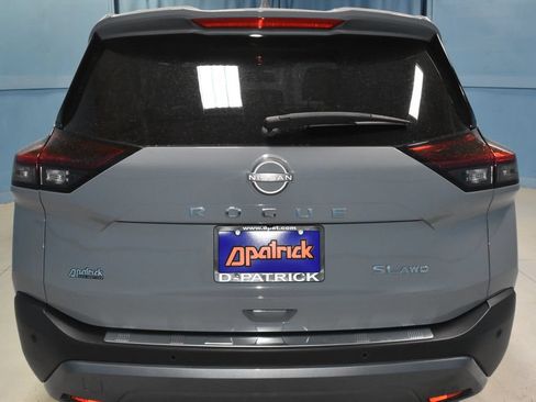 Used 2023 Nissan Rogue SL AWD/4WD image 30