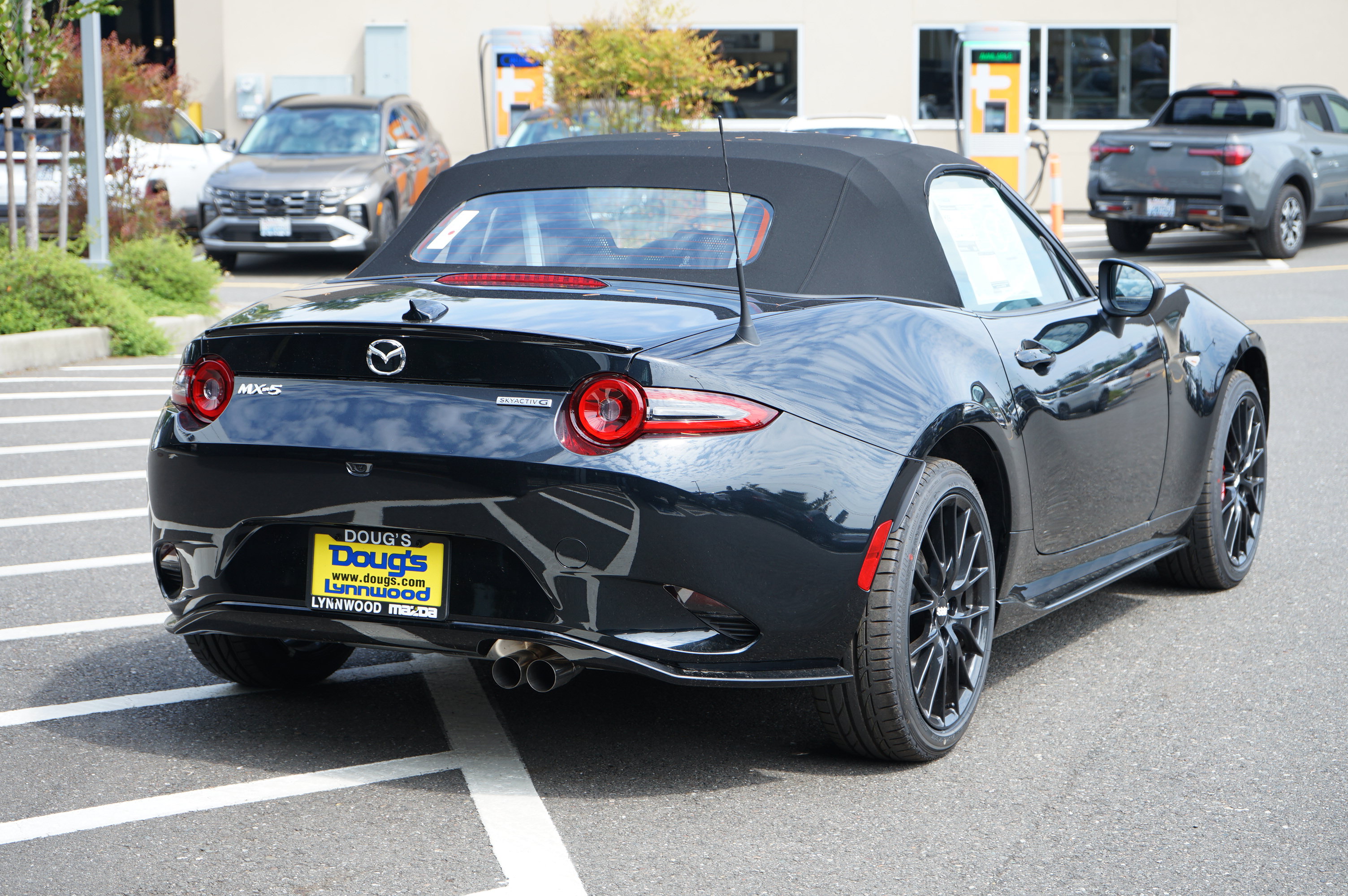 New 2026 MAZDA MX-5 Miata Club w/ Brembo/BBS/Recaro Package RWD image 3