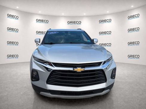 Used 2021 Chevrolet Blazer LT FWD image 2
