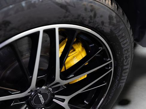 Used 2024 Mercedes-Benz GLE 350 4MATIC image 11